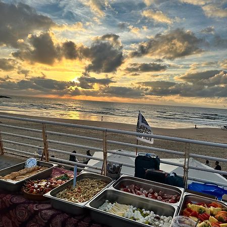 Surf Camp San Sebastian Partyhostel Aia Екстер'єр фото